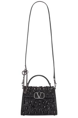 Valentino Garavani TASCHE V SLING in Jet & Nero - Black. Size all. von Valentino Garavani