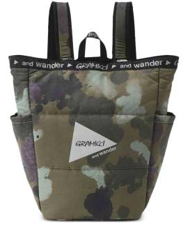 and Wander x Gramicci Rucksack - Grün von and Wander